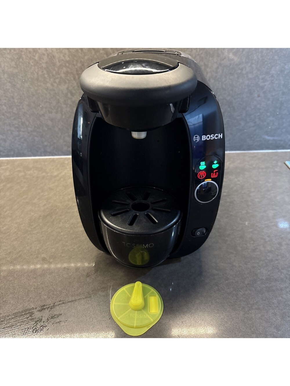 Bosch Tassimo Coffee Maker CTPM02UC Tested Black Descaled